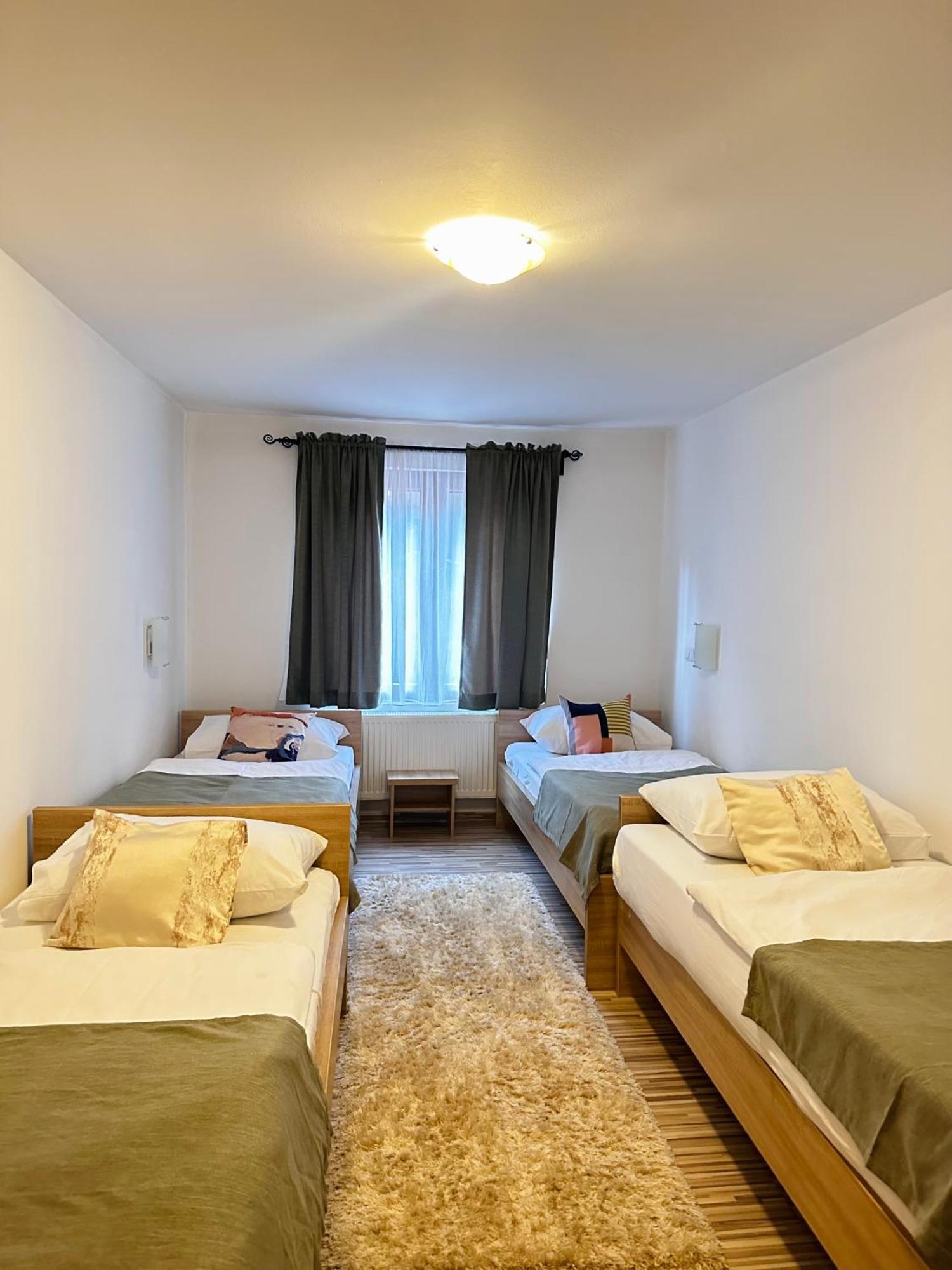 Motel Stovrela Cazin Buitenkant foto