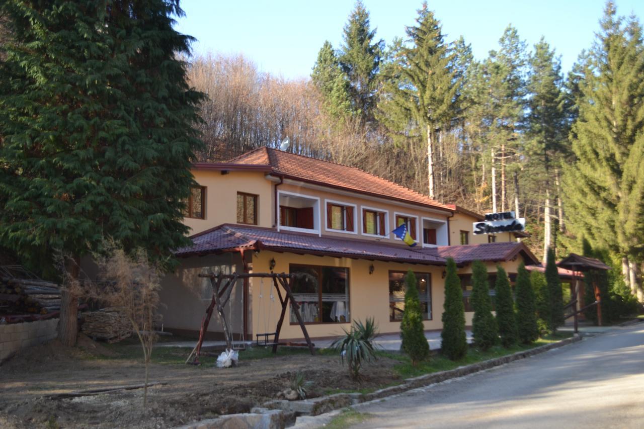 Motel Stovrela Cazin Buitenkant foto